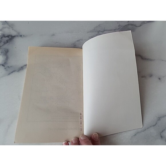 The Mutiny On Board HMS Bounty William Bligh Paperback - Picture 8 of 10